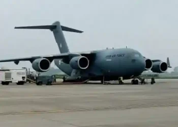 México niega entrada de avión de EEUU con migrantes deportados