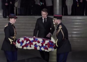 Líderes mundiales y sobrevivientes honran a las víctimas del Holocausto en el 80º aniversario de la liberación de Auschwitz