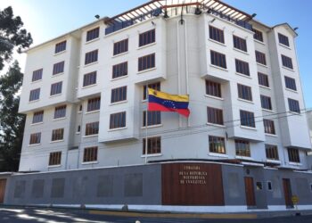 Bolivia investiga ataque armado en la sede de la Embajada de Venezuela