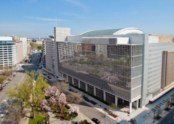 Estados Unidos revocó visados de dos trabajadores colombianos del Banco Mundial