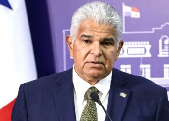 Mulino descarta negociar con EEUU sobre el canal de Panamá