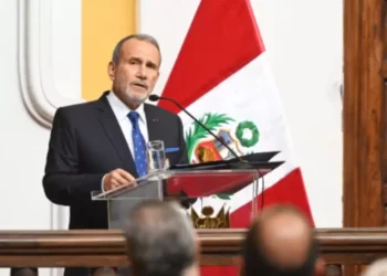 Gobierno de Perú se opone a cualquier intervención extranjera en Venezuela