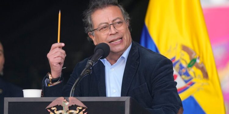 Gustavo Petro autorizó la expropiación en “casos necesarios”
