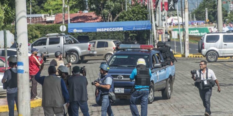 Al menos 46 periodistas han sido forzados al exilio en Nicaragua en 2024