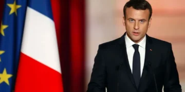 Macron llamó a respetar la «voluntad del pueblo» venezolano tras sostener llamada con Edmundo González y María Corina Machado