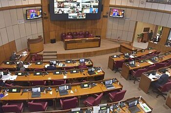 Congreso de Paraguay avala el apoyo del presidente Santiago Peña a Edmundo González Urrutia y ruptura con Nicolás Maduro