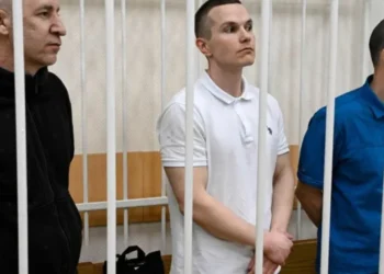 Justicia de Rusia condenó a tres abogados de Alexei Navalny por “extremismo” y difusión de mensajes de su cliente