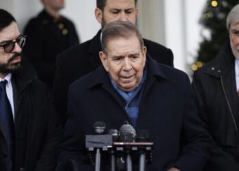 Edmundo González cancela su agenda en EEUU tras la detención de su yerno en Caracas