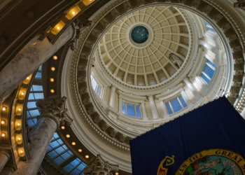 Trump dará su discurso de investidura en el interior del Capitolio por el frío