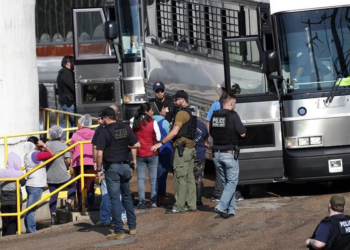 Trump prepara una gran redada en Chicago el martes para empezar a deportar inmigrantes