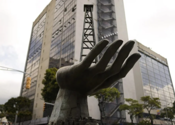 EEUU mantiene salvavidas financiero para el régimen de Maduro