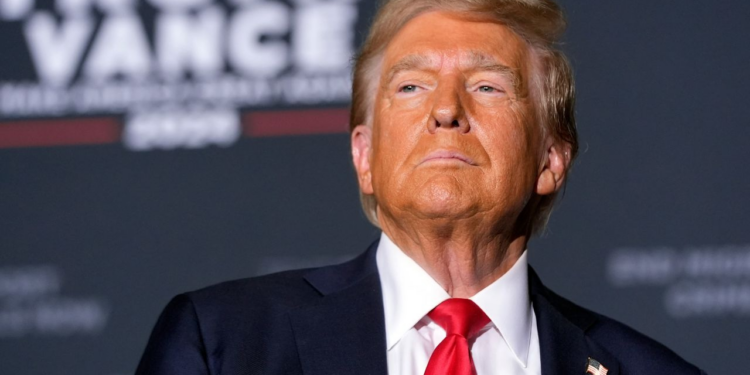 Trump asegura que su administración observa a Venezuela con mucha atención: “fue un gran país, y ahora es un desastre”