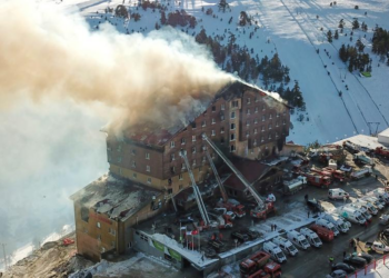Sube a 79 el número de víctimas del incendio del hotel de esquí en Turquía