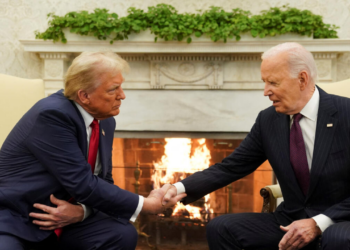 Revelaron qué dice la carta que le dejó Joe Biden a Donald Trump en el escritorio del Salón Oval de la Casa Blanca