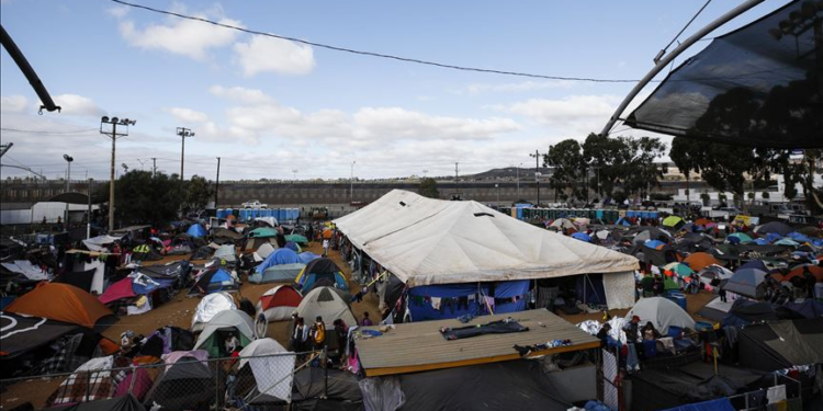 Arizona cerró los albergues para migrantes tras órdenes de Trump