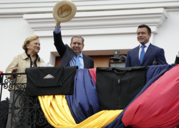 Edmundo González agradeció al pueblo ecuatoriano por abrir sus puertas a cientos de miles de venezolanos desplazados por el chavismo