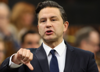 Líder conservador canadiense solicita que EEUU deje de comprar petróleo al régimen de Maduro