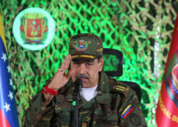 «Operación Relámpago del Catatumbo»: Maduro anuncia despliegue militar en dos regiones fronterizas con Colombia