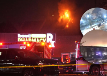 Al menos 6 muertos tras chocar un avión pequeño en zona urbana de Filadelfia, según medios