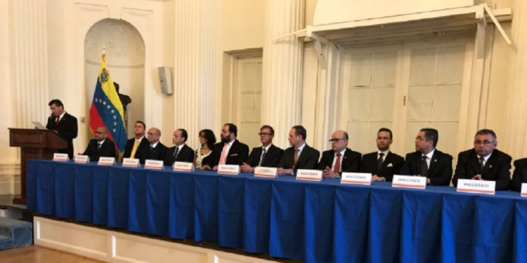 TSJ en el exilio llamó a las Fuerzas Armadas a defender la Constitución tras la juramentación ilegal de Maduro