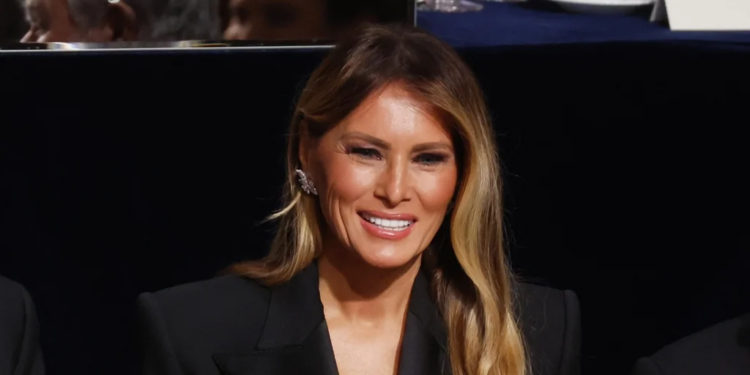 Melania Trump asegura estar emocionada por volver a la Casa Blanca y «servir al país»