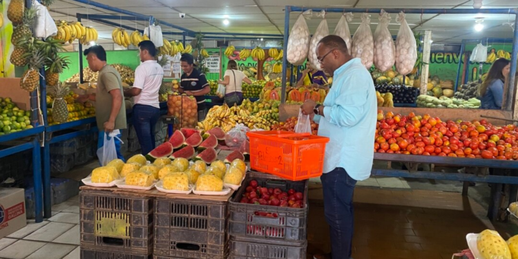 Los seis desafíos para los negocios en Venezuela este 2025, según Ecoanalítica