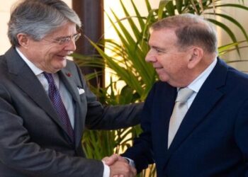 Guillermo Lasso pide al mundo ejercer la «presión necesaria» para que Edmundo González se juramente