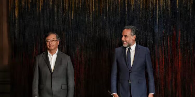 Gustavo Petro nombró a Armando Benedetti como nuevo jefe de despacho de su Gobierno