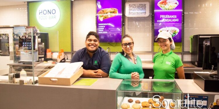 Hono Food Bar a un año de su apertura, busca posicionarse en el mercado de la comida rápida
