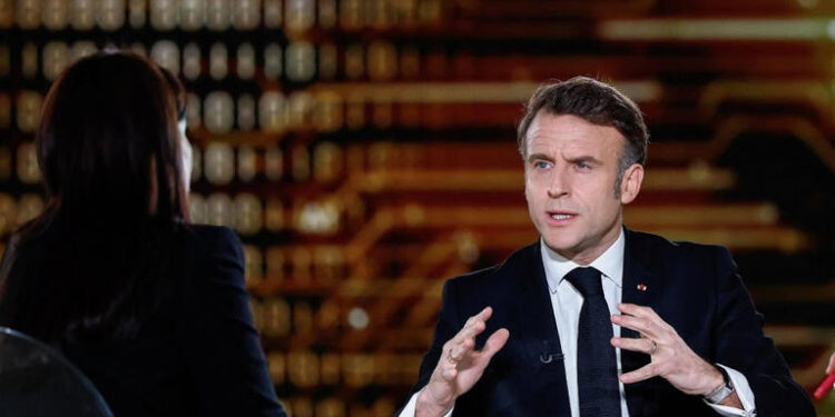 París exige represalias inmediatas de Europa a los aranceles anunciados por Trump: «Ahora replicaremos de nuevo»