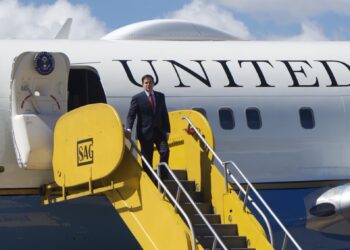 Marco Rubio llega a Guatemala para reunirse con el presidente del país, Arévalo de León