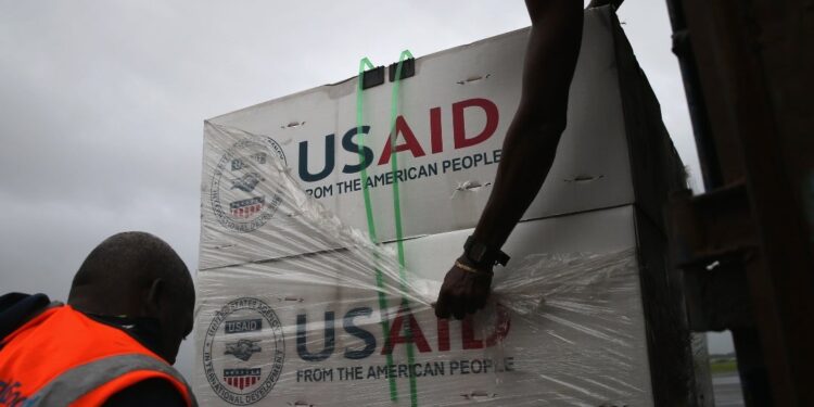 Trump ordena a las agencias federales que revisen toda la financiación a las ONG