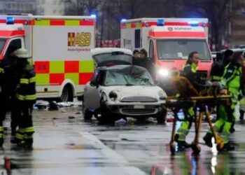 Una niña de dos años y su madre murieron en atropello masivo de Múnich investigado como un atentado islamista