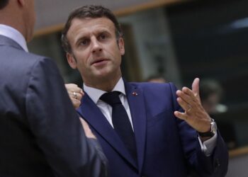 París reúne el lunes a líderes europeos para tratar sobre la seguridad del continente