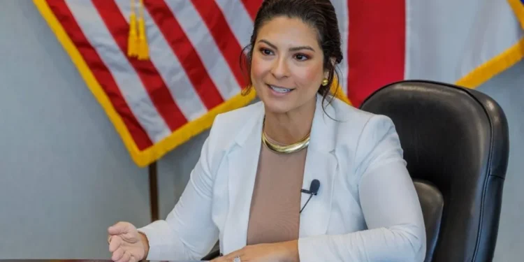 Alcaldesa de Doral pidió a Trump reconsiderar revocación del TPS para venezolanos