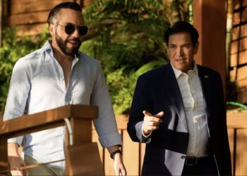 Marco Rubio y Nayib Bukele acuerdan deportar a El Salvador a migrantes que cometan crímenes en EEUU