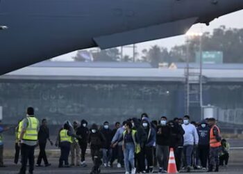 Nuevo vuelo de ciudadanos deportados desde EEUU llega a Perú en los próximos días