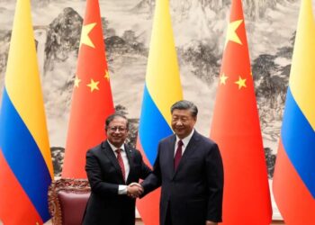 Colombia abre ruta marítima comercial con China en medio de tensiones con EEUU