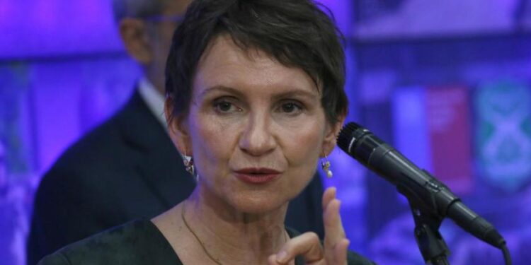 Ministra Tohá tras detención de “El gocho” en Colombia: “Chile no va a renunciar a hacer justicia hasta el final”