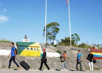 El 48.74 % de los nuevos migrantes registrados en Brasil en 2024 son venezolanos