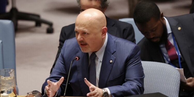 La CPI promete “seguir cumpliendo con su mandato judicial” tras sanción de EEUU al fiscal Karim Khan