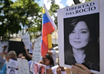 Esperan traslado de Rocío San Miguel a tribunales para apertura de juicio este martes