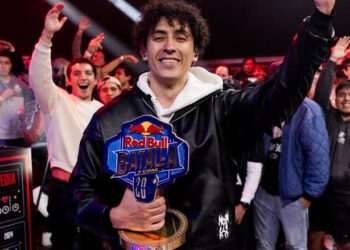 McKlopedia es el campeón de la Red Bull Batalla 5 vidas