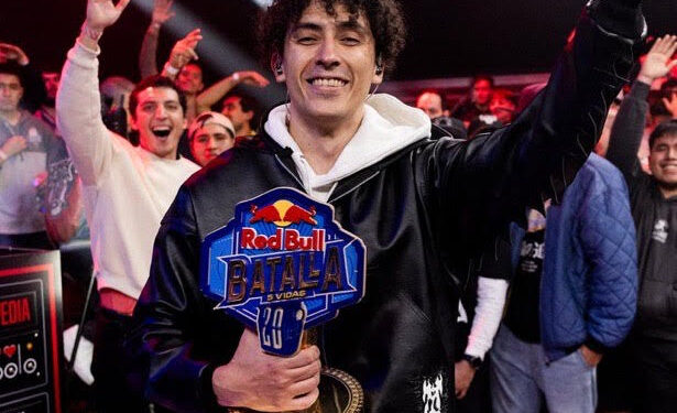 McKlopedia es el campeón de la Red Bull Batalla 5 vidas
