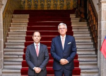 Perú y Colombia acordaron volver a nombrar embajadores en sus respectivos países