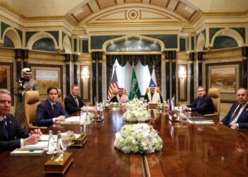 Rusia y Estados Unidos inician en Arabia Saudita reuniones de negociaciones de paz entre Rusia y Ucrania