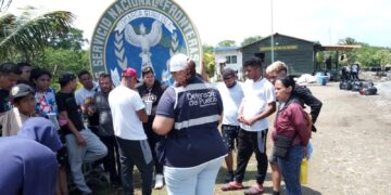 Piden investigar muerte de niña venezolana en naufragio en Panamá