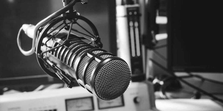 Régimen ordena cierre y confiscación de equipos a dos emisoras de radio en Portuguesa
