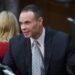 Trump nombra al comentarista político Dan Bongino como subdirector del FBI