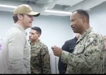 Secretario de Defensa de EEUU visita Guantánamo para supervisar operaciones militares y migratorias